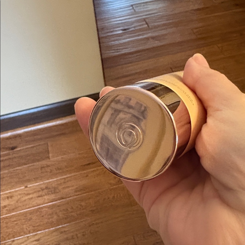 Be Gentle Creamy Cleanser - Monat - Picture 2 of 3